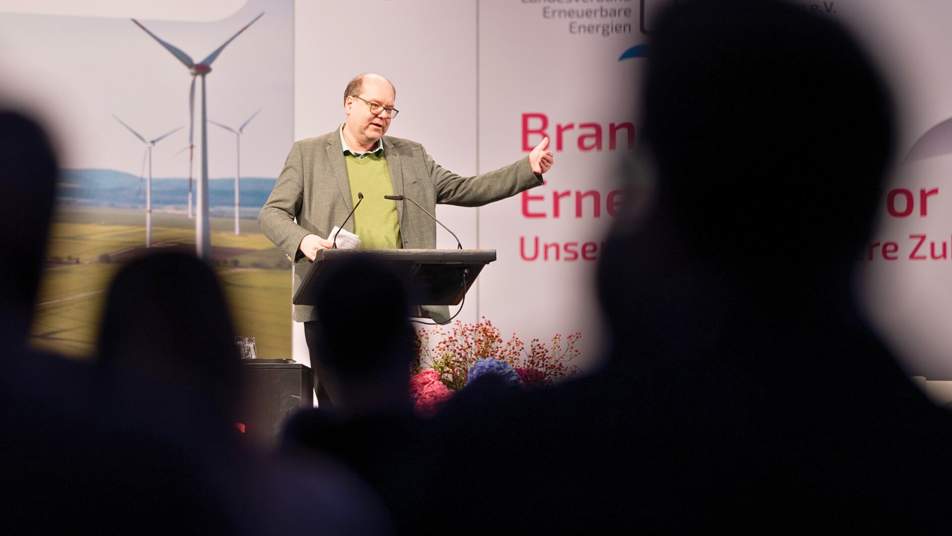 Niedersachsens Umweltminister Christian Meyer beim LEE-Branchentag / Foto: LEE/Jürgen Bartz