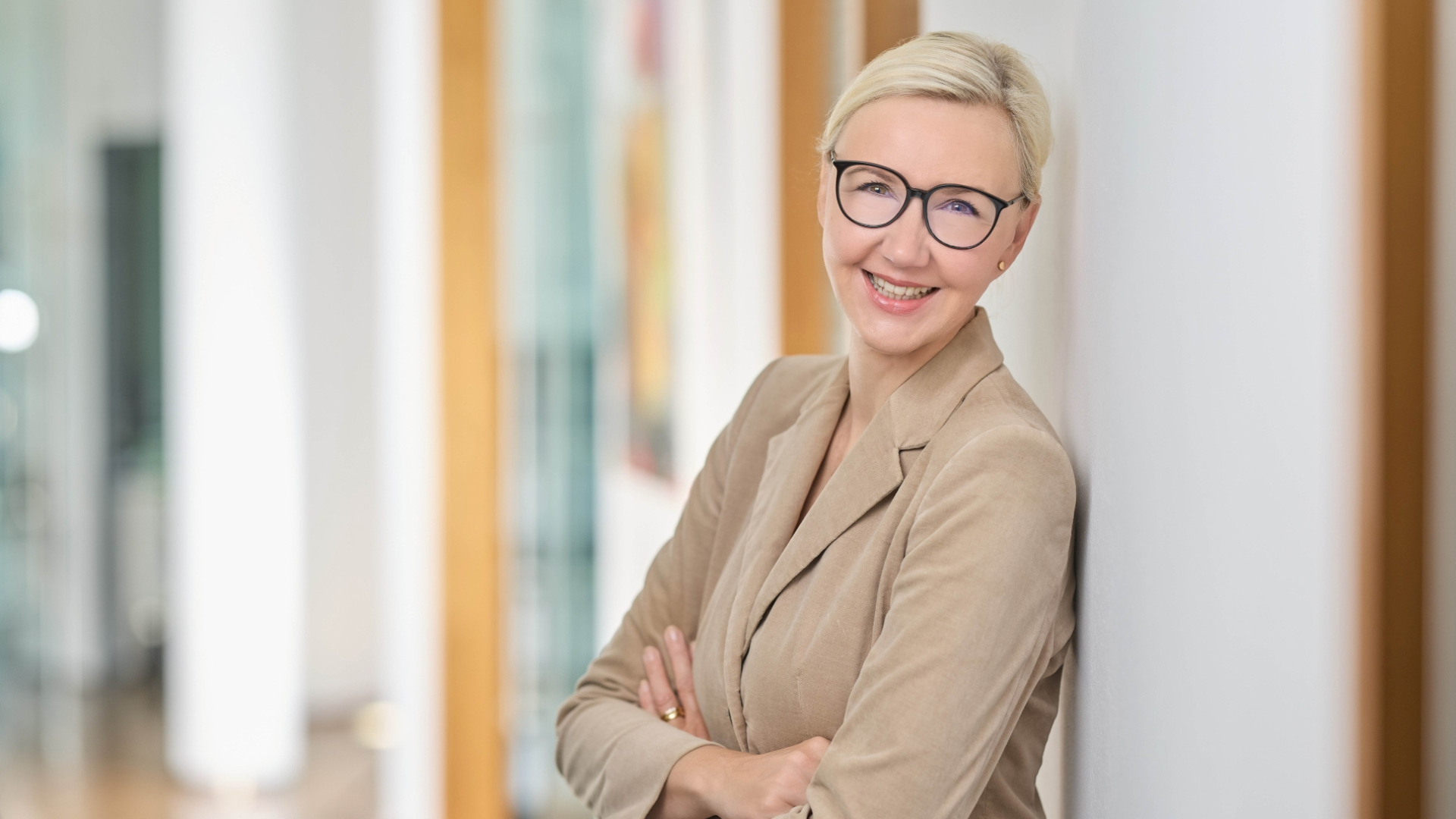 Die Rechtsanwältin Angela Dageförde gilt mit ihrer Kanzlei in Hannover aus ausgewiesene Kennerin des Vergaberechts / Bild: Dageförde