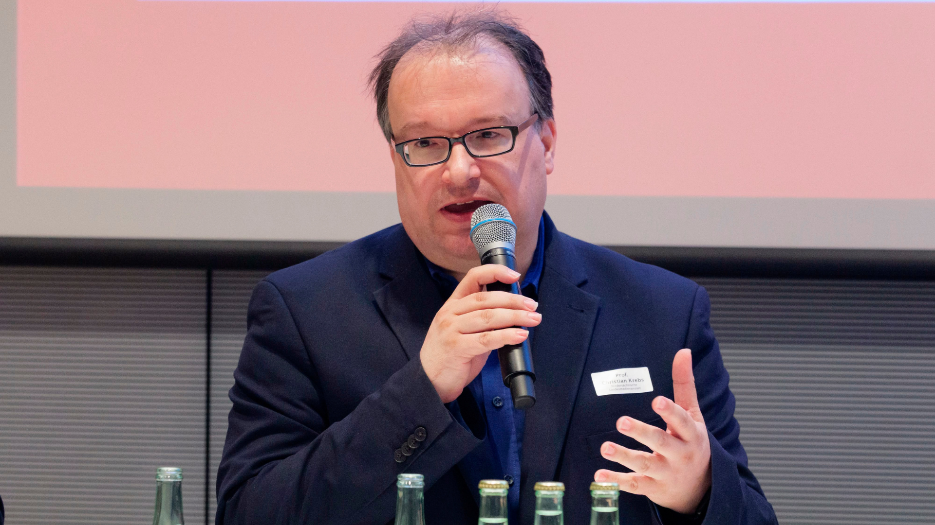 Er hält soziale Medien  nicht für einen Raum für eine gesellschaftlich ausgewogene Diskussion: NLM-Chef Christian Krebs / Foto: UVN/Markus Prell