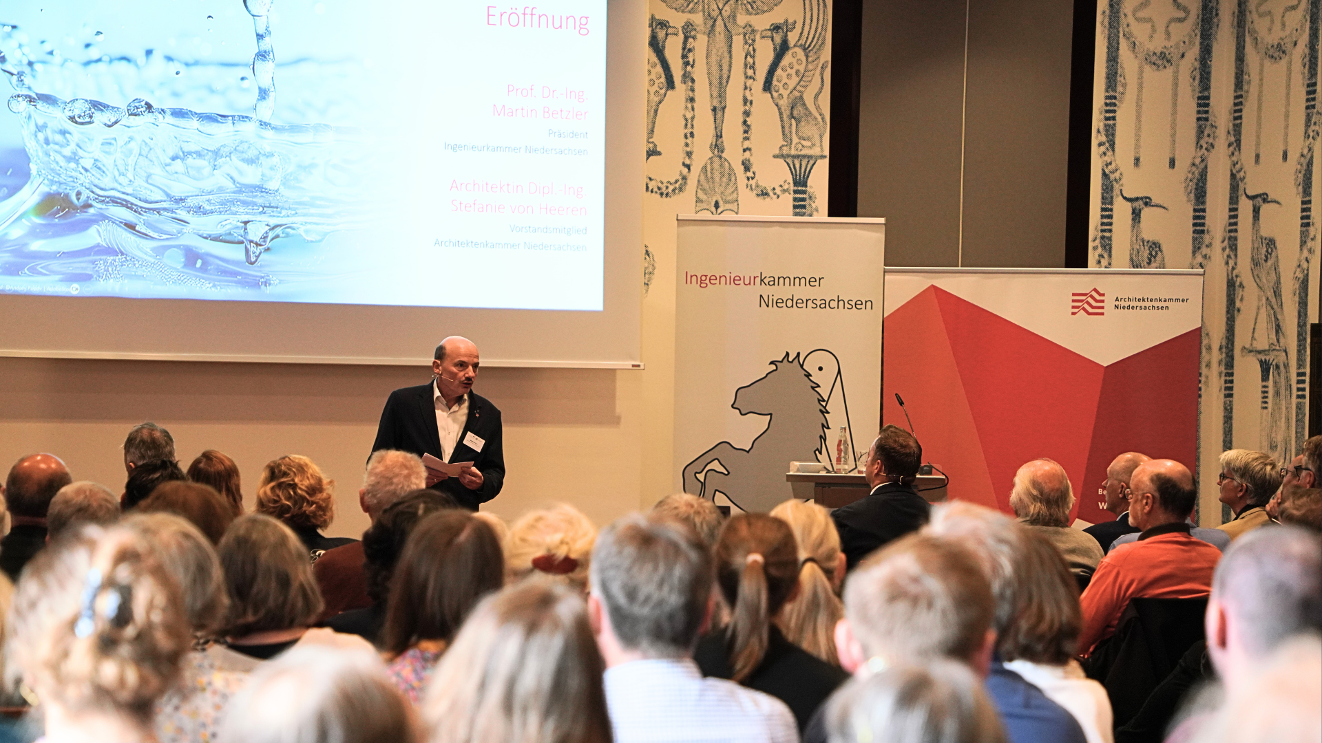 Sieht bei Ingenieuren und Architekten eine große Verantwortung: Ingenieurkammer-Präsident Martin Betzler / Foto: IK Nds. 