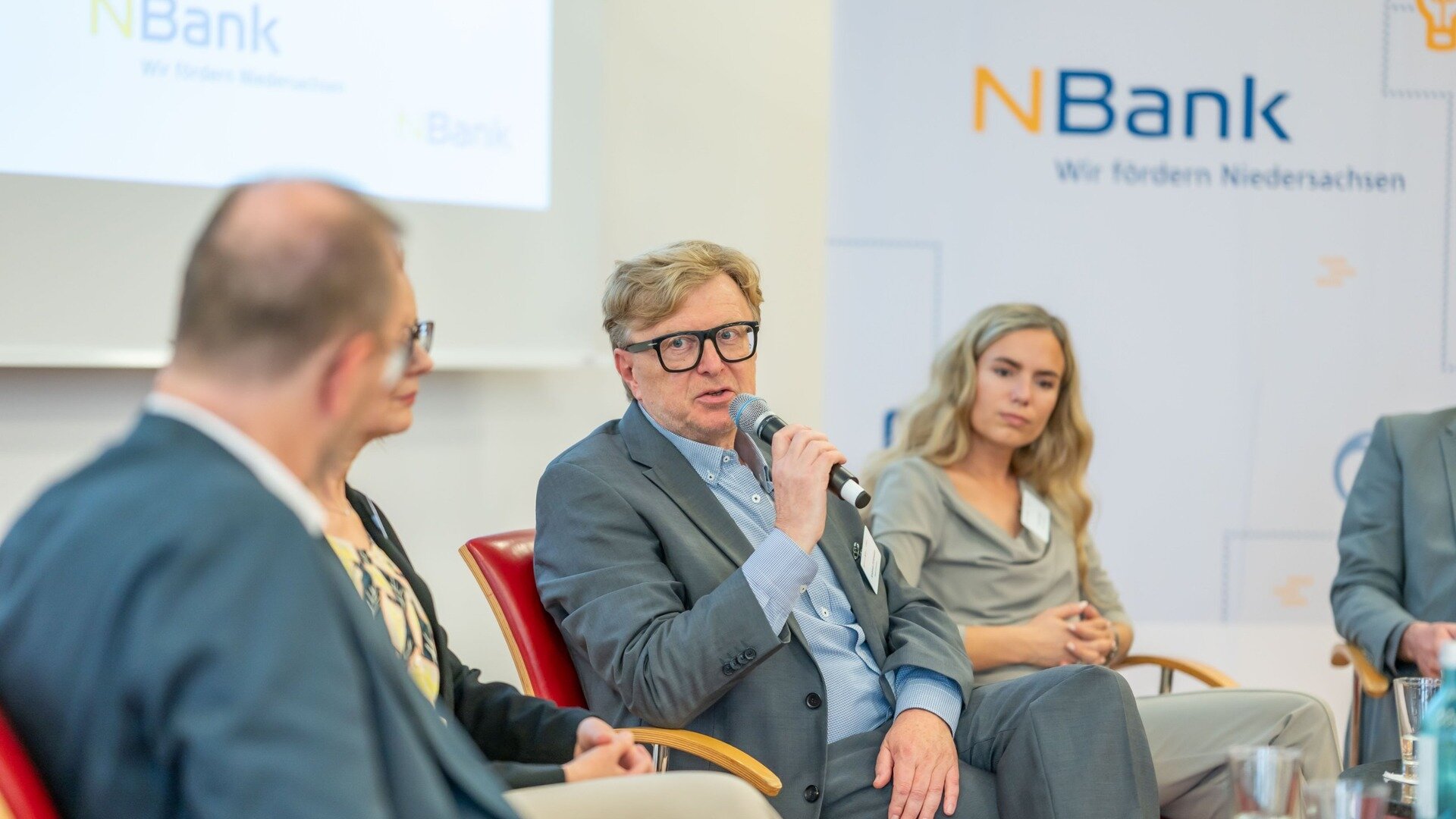Andreas Eickmann beim Wohnungspolitischen Kongress der NBank in Hannover / Foto: NBank