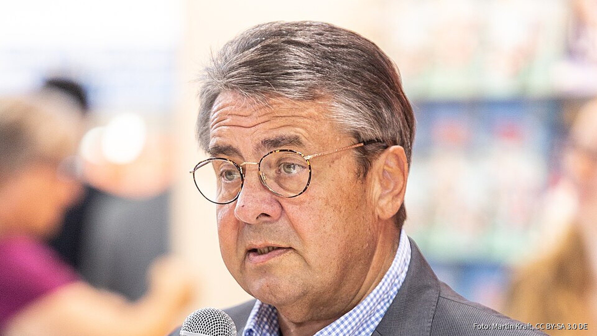 Sigmar Gabriel, ehemaliger SPD-Vorsitzender und Bundesaußenminister (Archivbild).  /Foto: Martin Kraft (photo.martinkraft.com), Lizenz: CC BY-SA 3.0 DE, via Wikimedia Commons, Ausschnitt bearbeitet